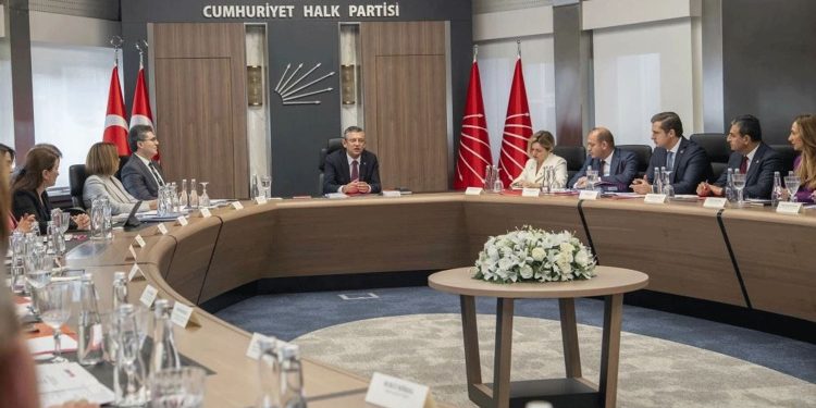 CHP MYK yol haritasını belirledi: Hedef sandık ittifakı