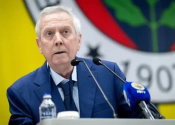 Aziz Yıldırım, Fenerbahçe başkan adaylığını açıkladı!